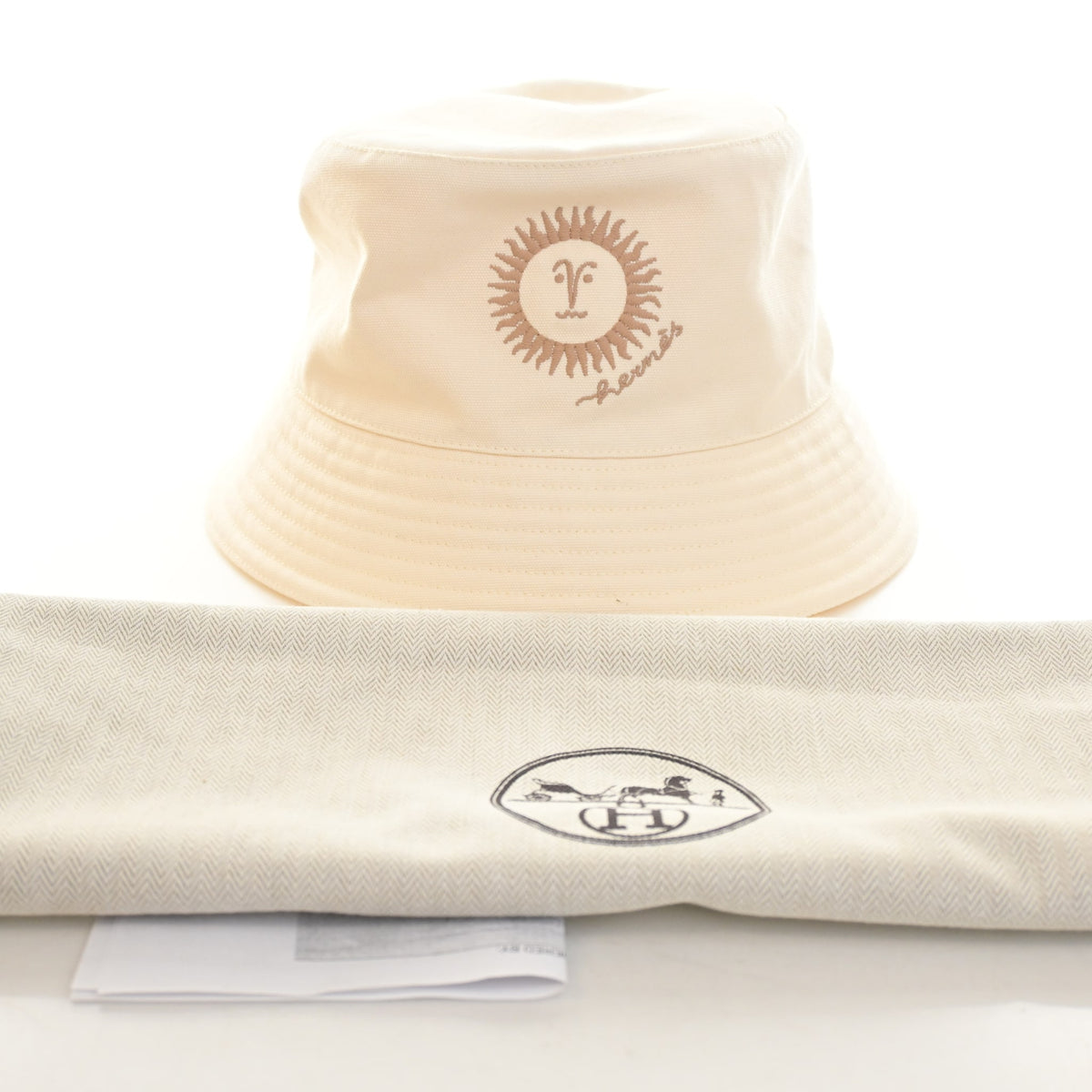 Pre-Owned Hermès Hat Gene Sunshine Bucket, shown with dust bag and packaging