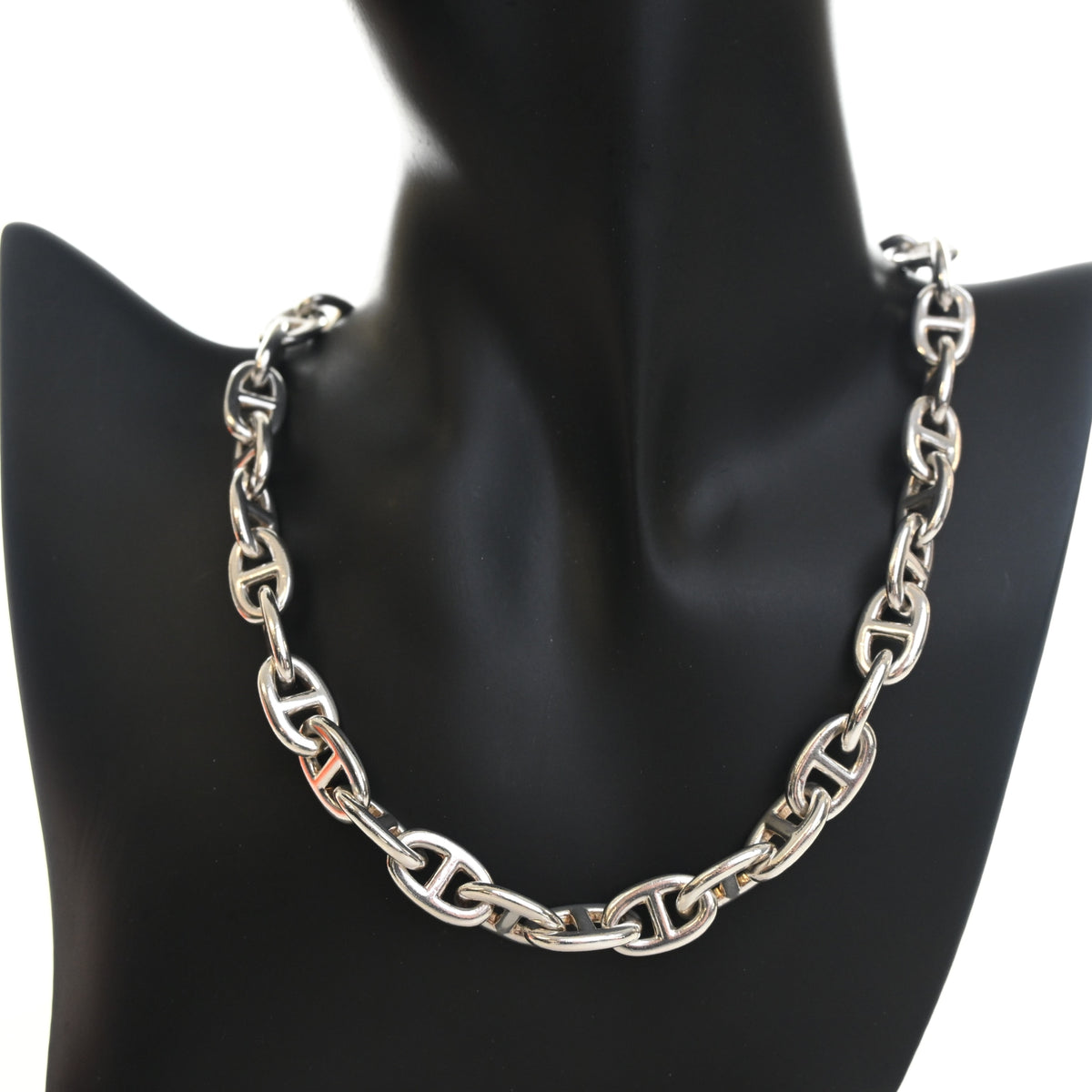 Pre-Owned Hermès Necklace Chaine D'ancre, worn