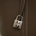 https://res.cloudinary.com/...