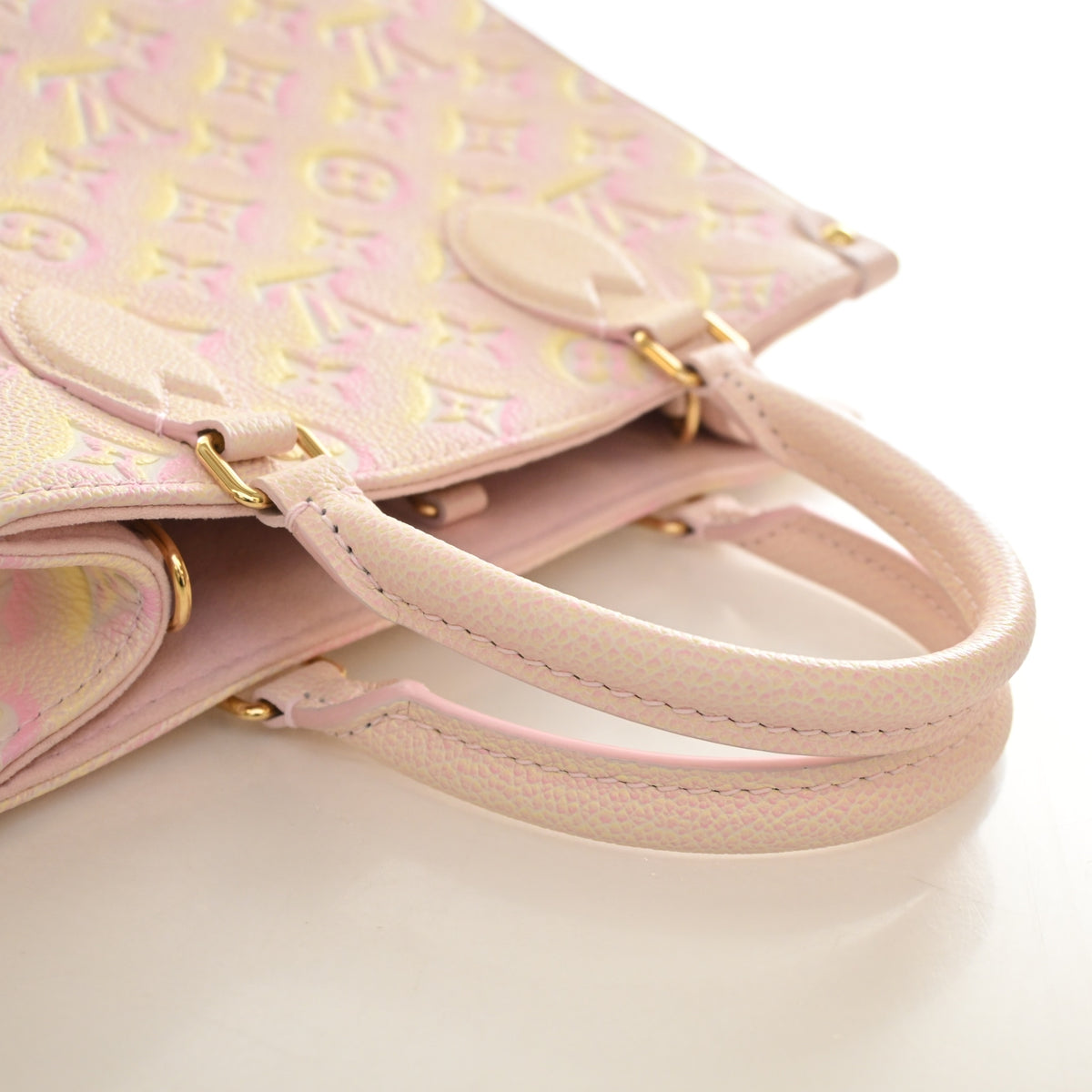 Louis Vuitton Monogram Empreinte Stardust OnTheGo PM, photo 9 of 13