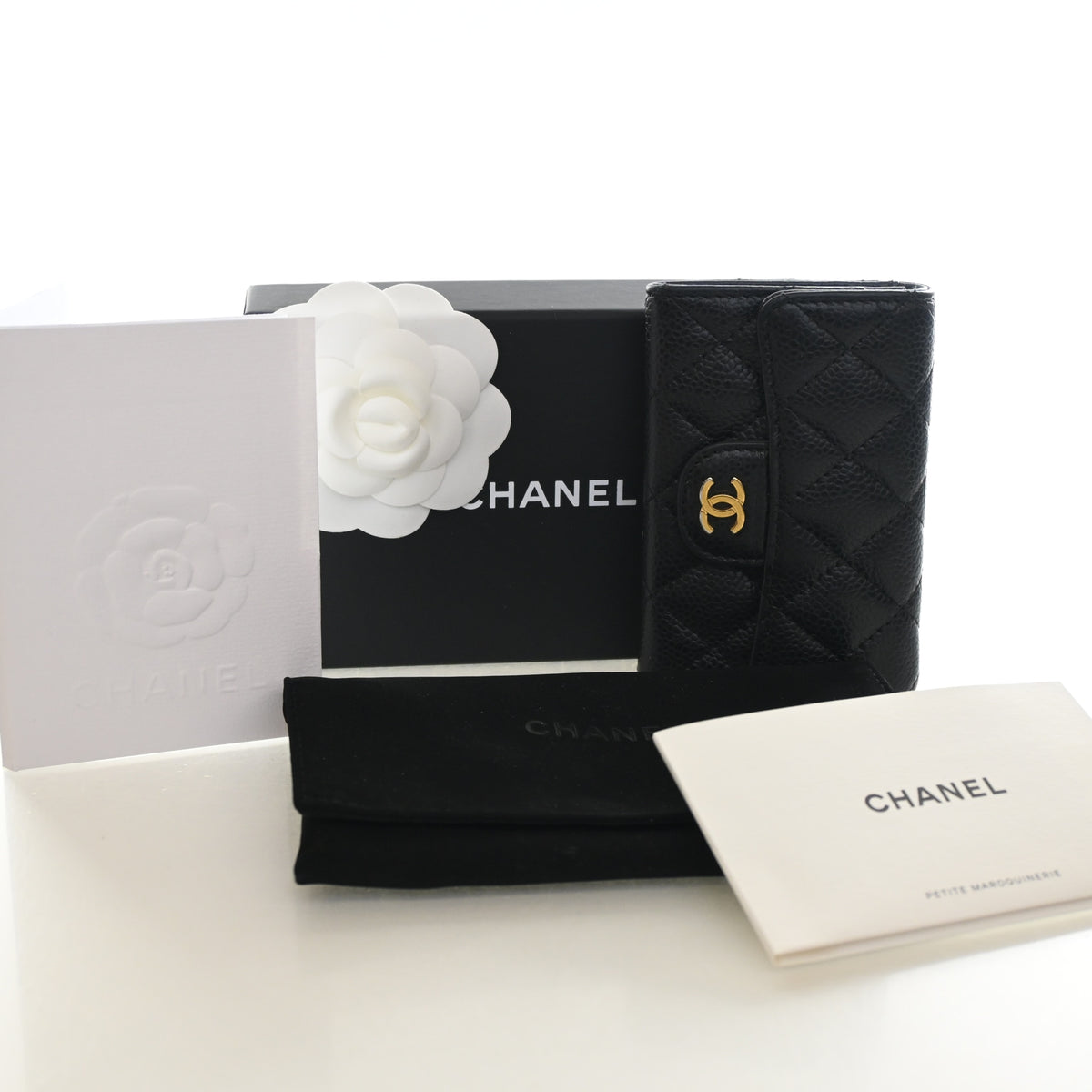Chanel Caviar Classic Flap Card Holder, photo 14 of 14