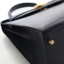 https://res.cloudinary.com/...