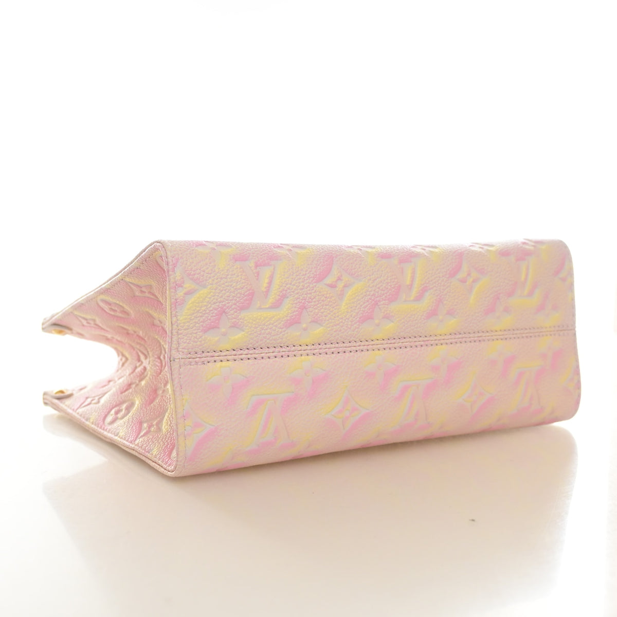 Louis Vuitton Monogram Empreinte Stardust OnTheGo PM, photo 4 of 13