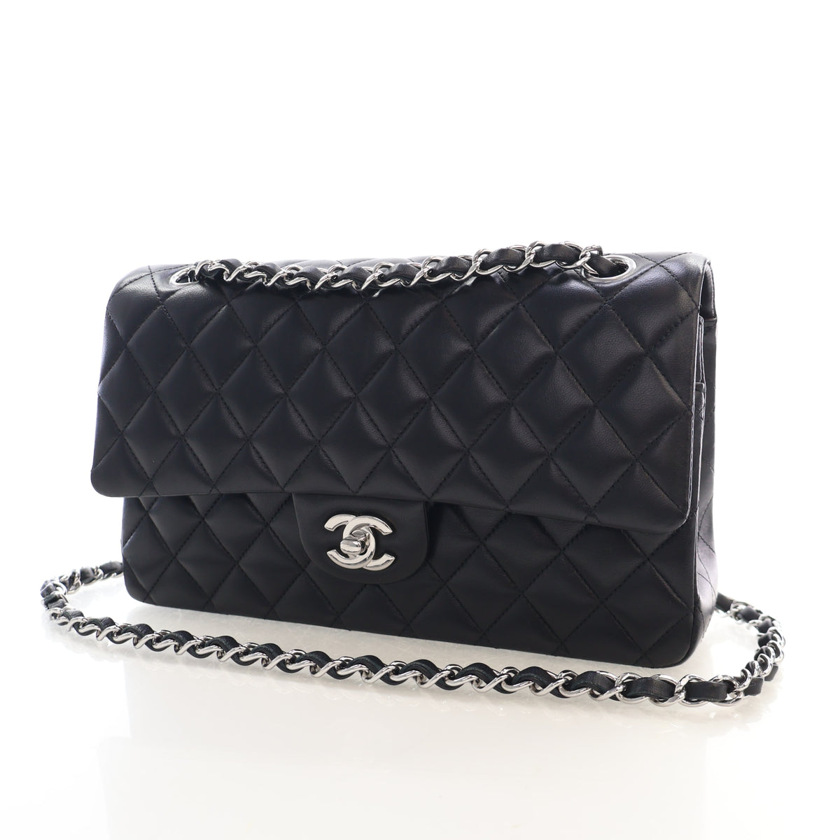 Chanel Medium Lambskin Classic Double Flap Bag, photo 3 of 17