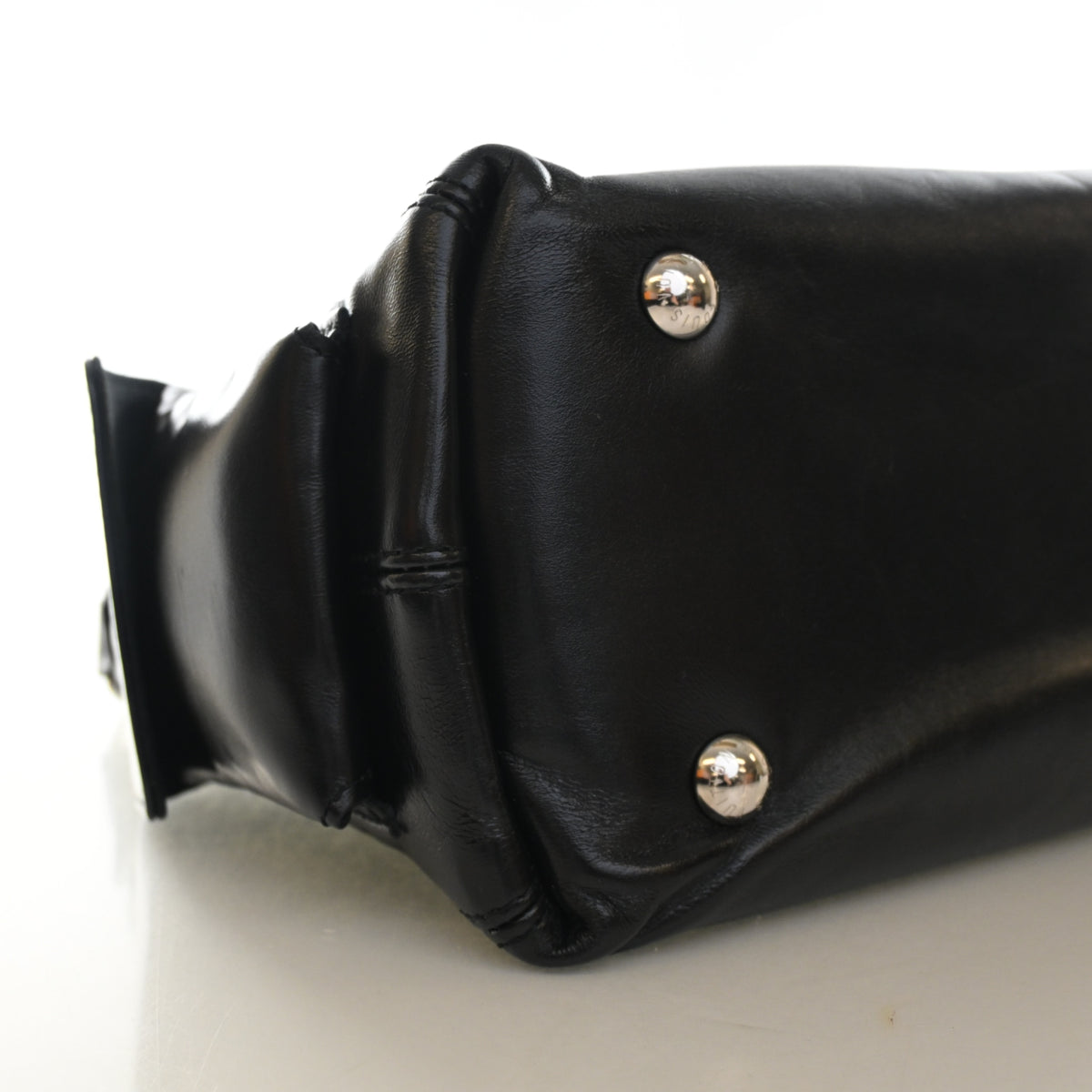 Louis Vuitton Lambskin Carryall Cargo Vibe PM, photo 5 of 12