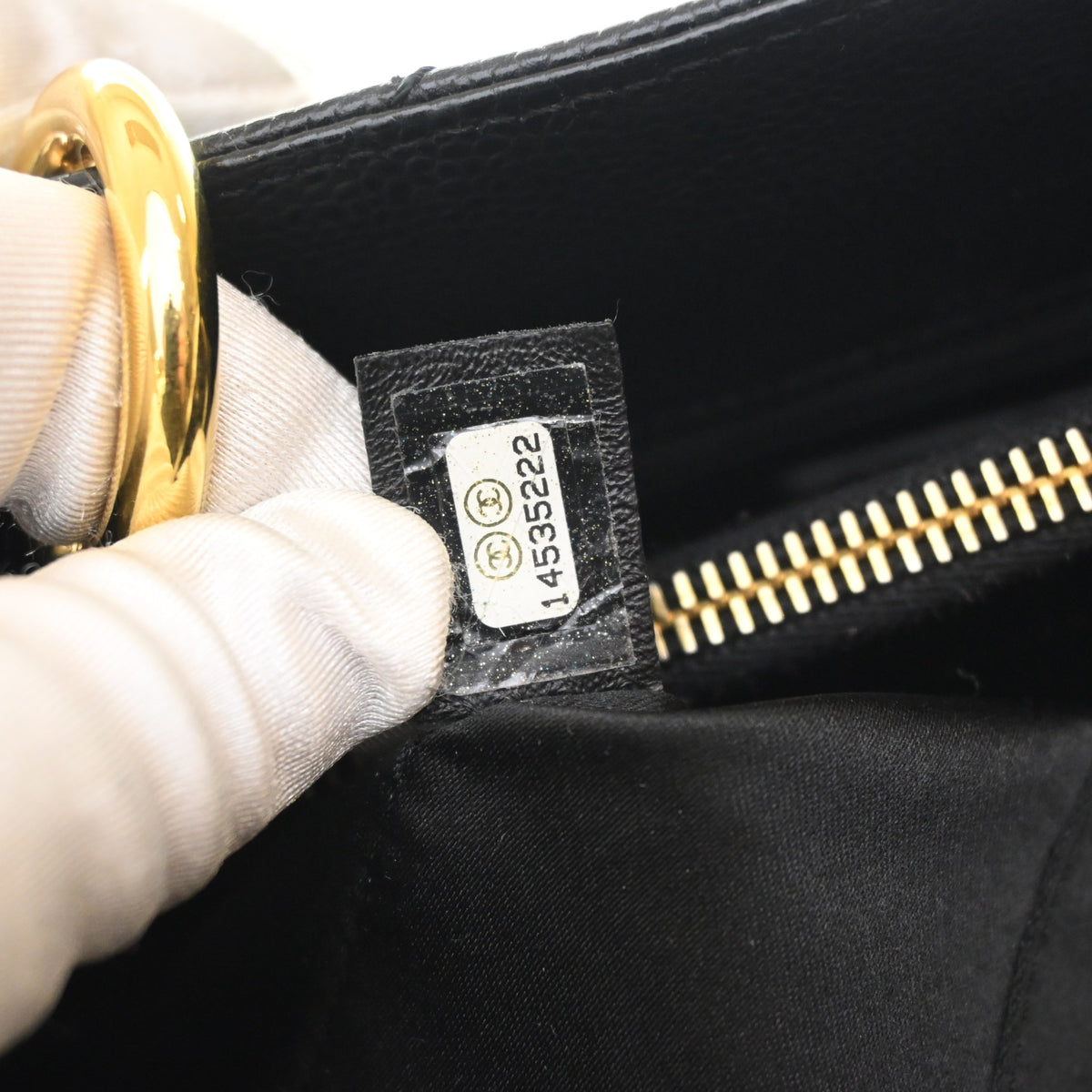 Chanel Caviar Grand Shopping Tote, photo 11 of 12