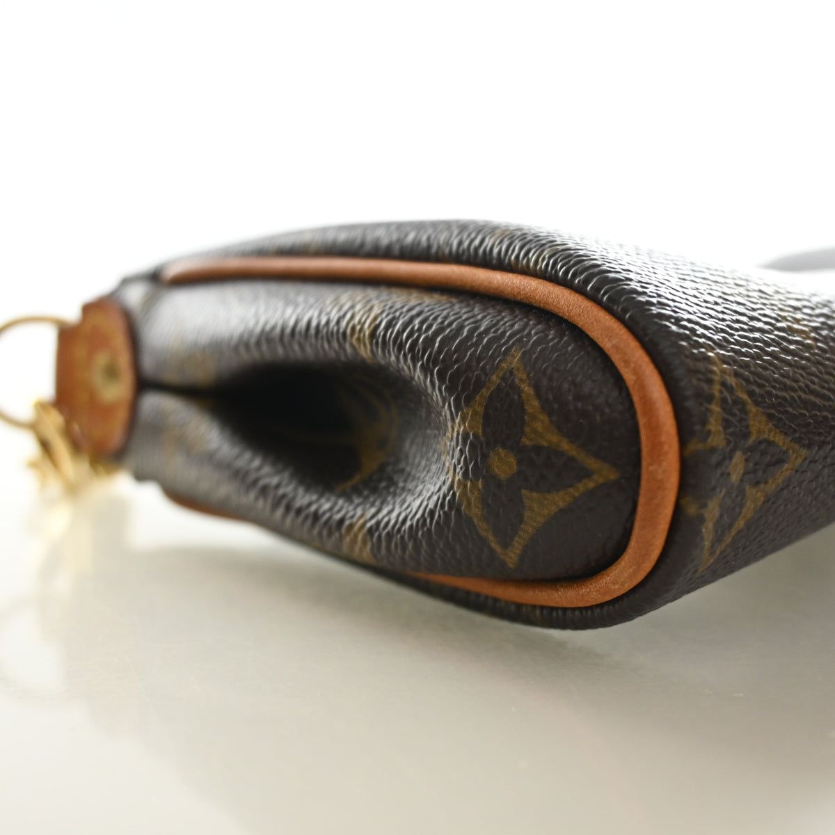 Louis Vuitton Monogram Eva Pochette, photo 15 of 15