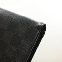https://res.cloudinary.com/...