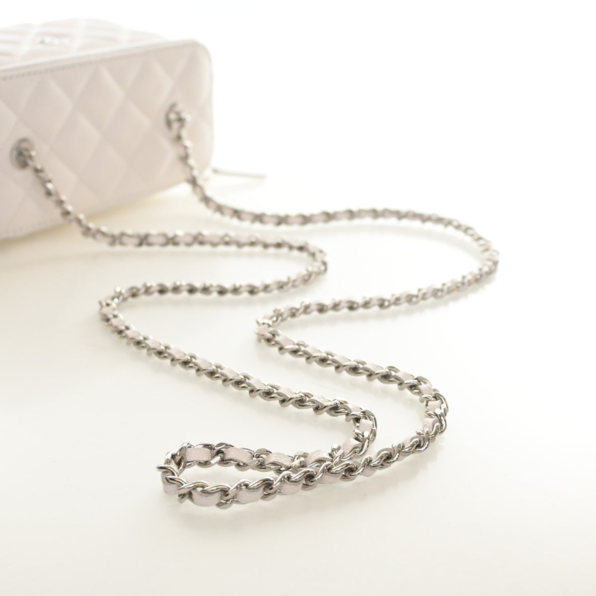 Chanel Small Caviar Classic Vanity Case, photo 10 of 15