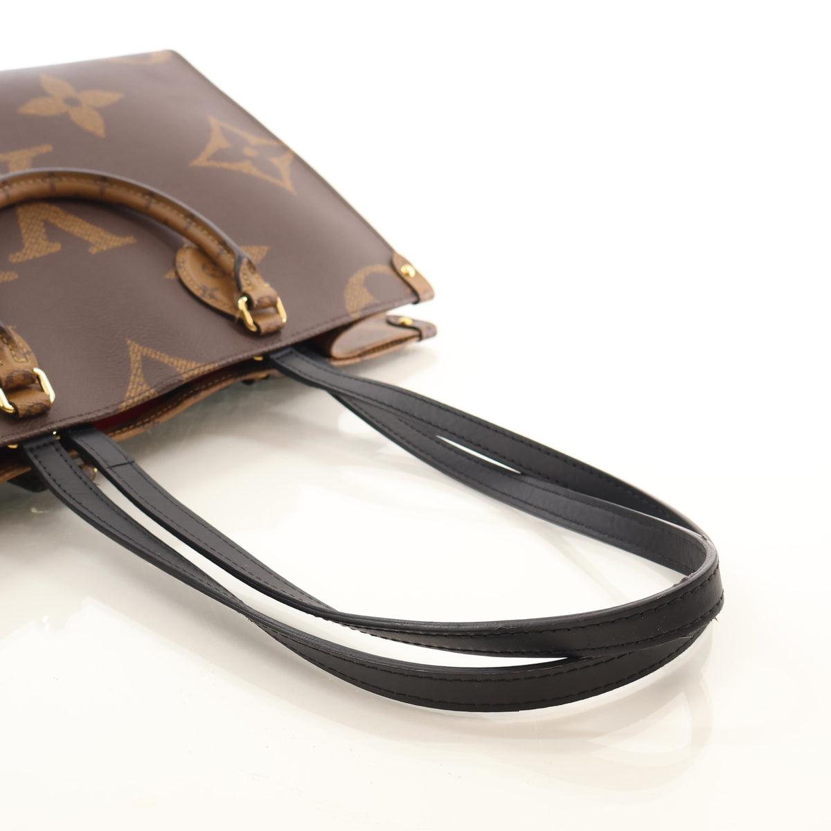 Louis Vuitton Reverse Giant Monogram OnTheGo MM, photo 10 of 15