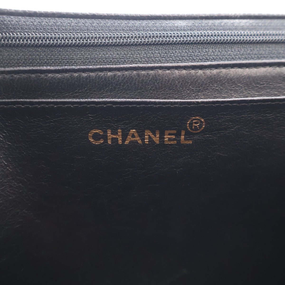 Chanel Vintage Jumbo Caviar Vertical Quilted Single Flap, photo 15 of 17
