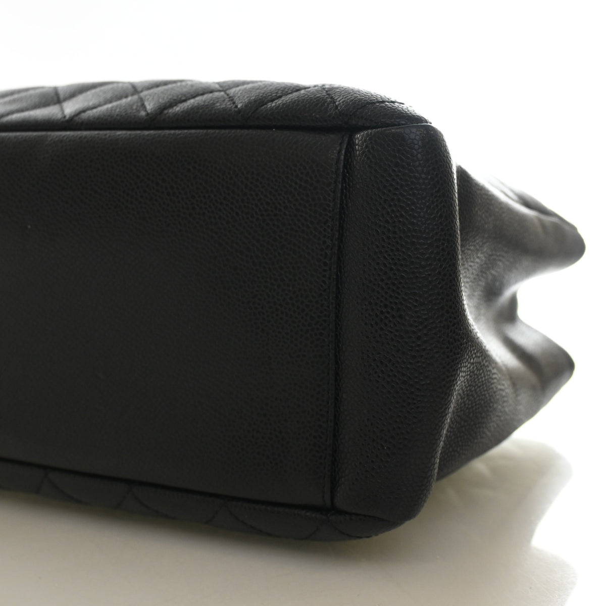 Chanel Caviar Grand Shopping Tote, photo 7 of 12