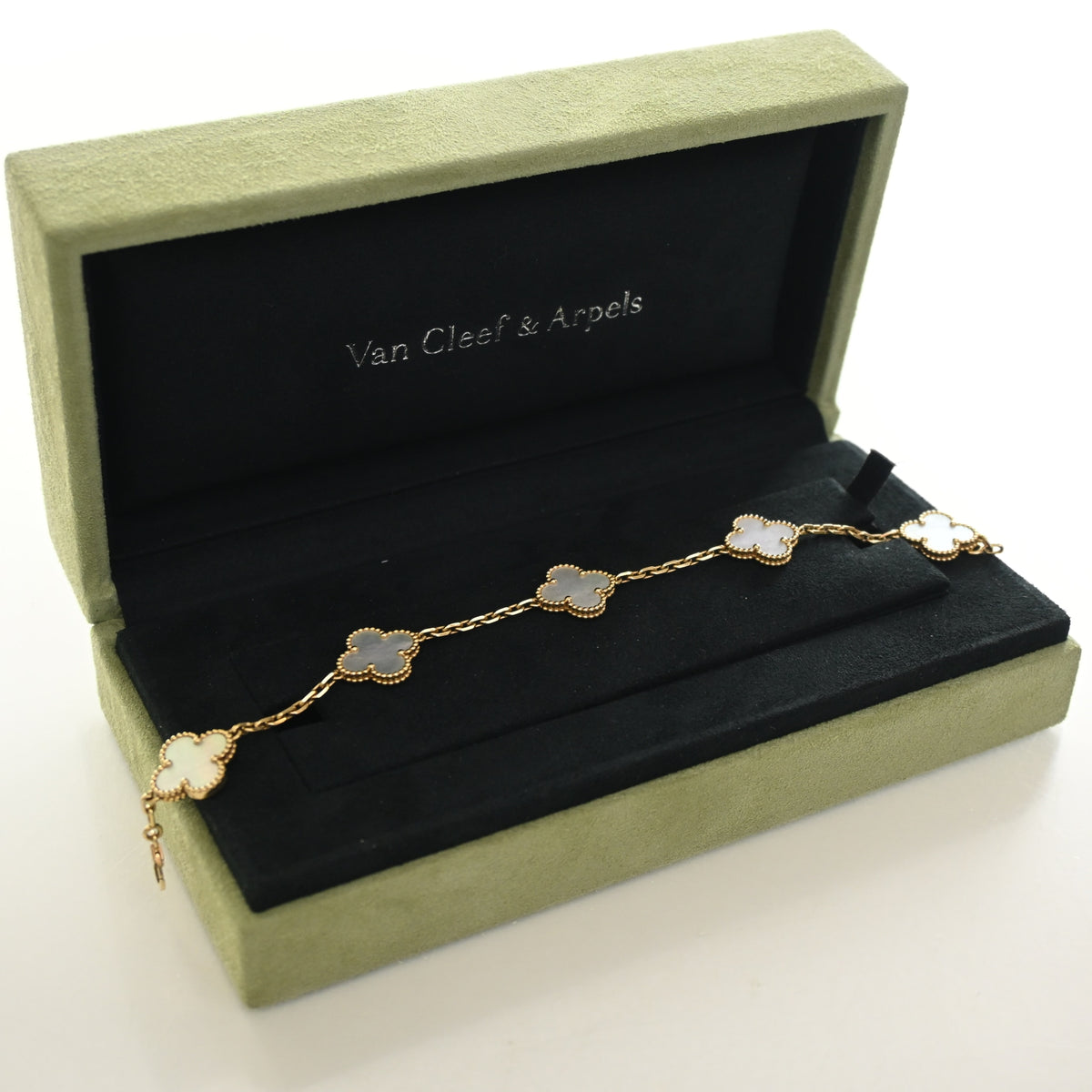 Van Cleef & Arpels Mother Of Pearl 5 Motif Vintage Alhambra Bracelet, photo 6 of 7