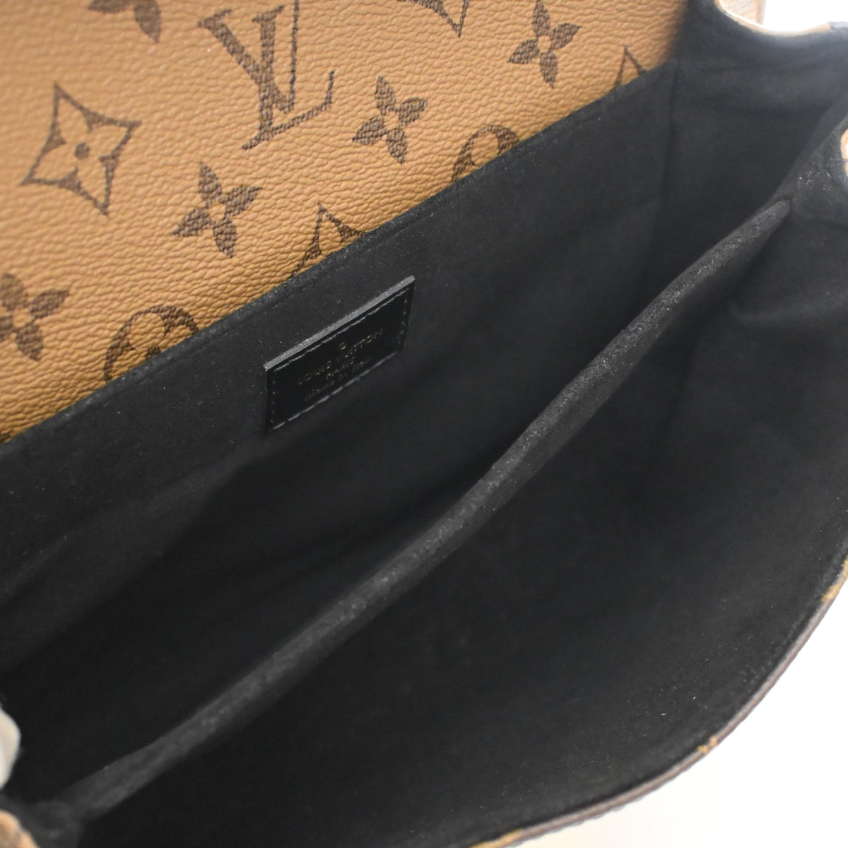 Louis Vuitton Reverse Monogram Pochette Metis, photo 12 of 13