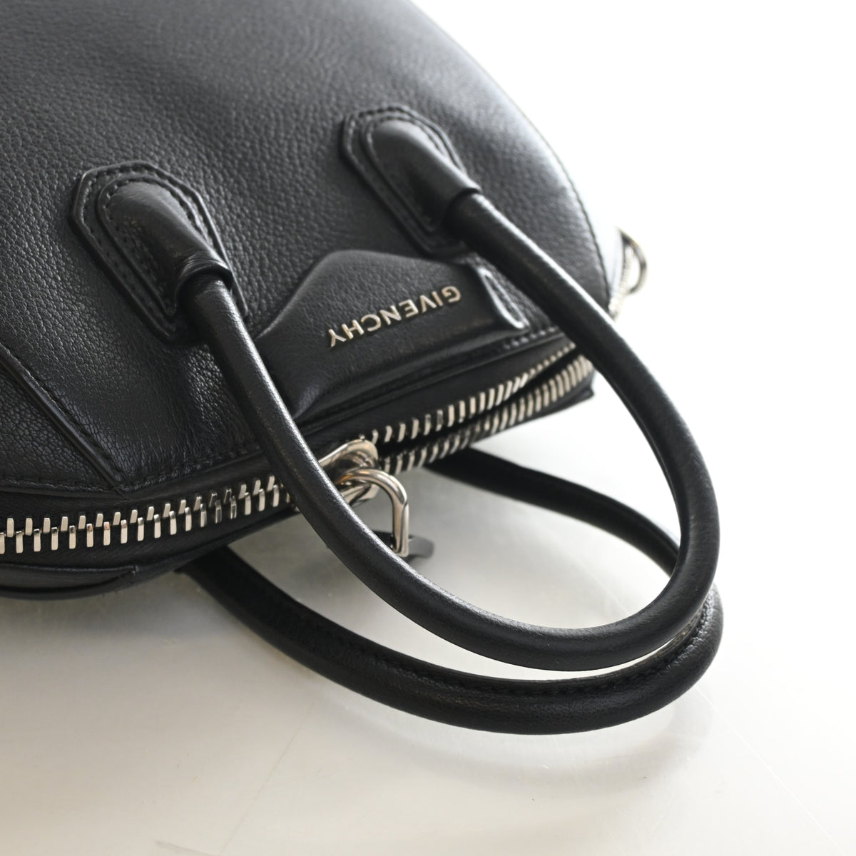 Givenchy Mini Goatskin Antigona, photo 10 of 15