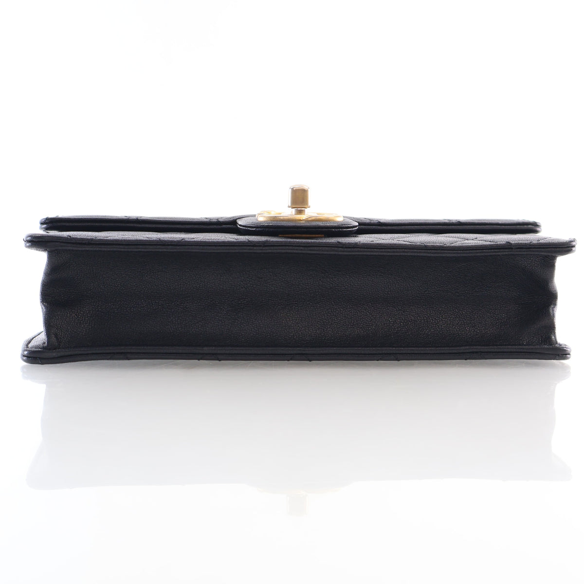 Pre-Owned Chanel Flap Bag Caviar Leather Chic Pearls, side profile, photo 9 of 16