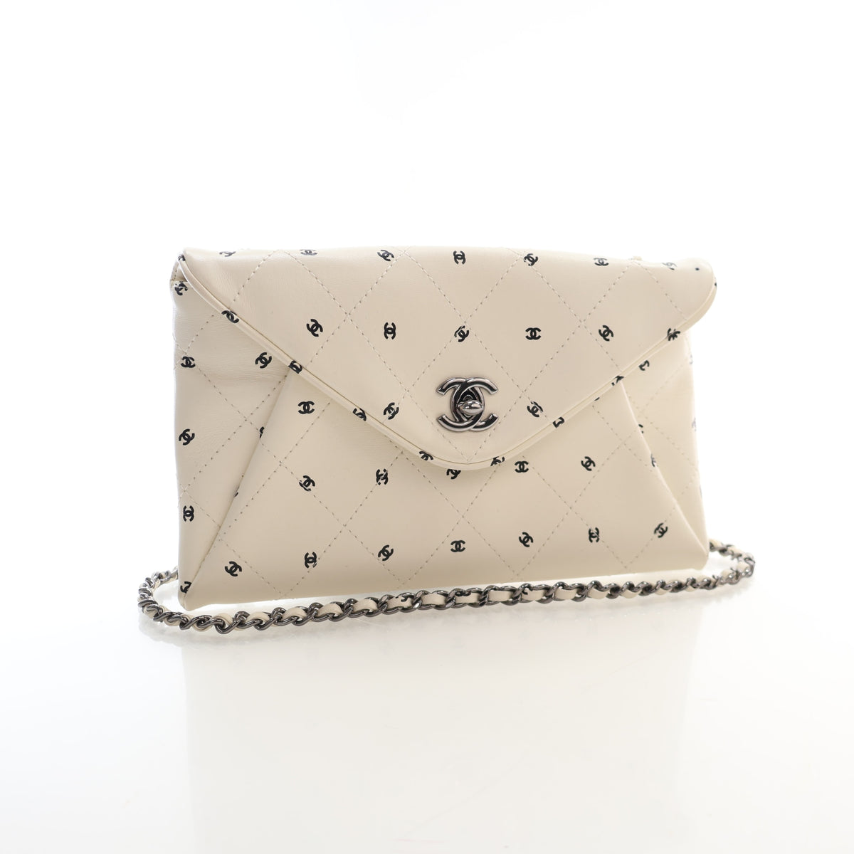 Pre-Owned Chanel Envelope Lambskin Clutch With Chain, three-quarter view, authenticated at Luxe Du Jour