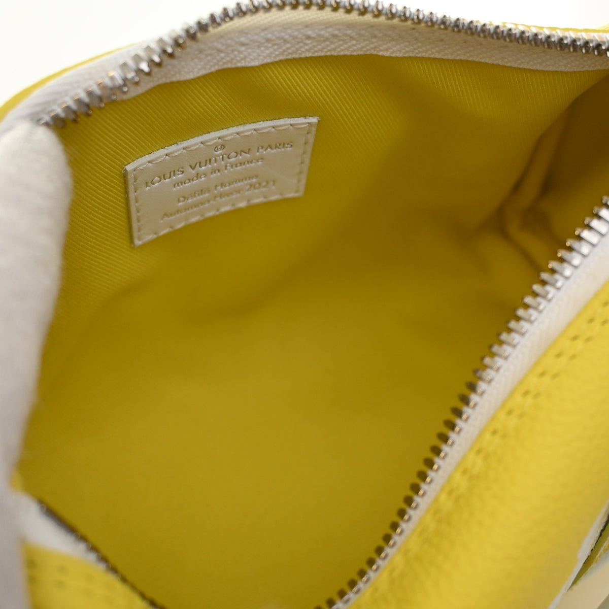 Pre-Owned Louis Vuitton XS Calfskin Everyday LV Keepall Bandouliere, open interior with lining