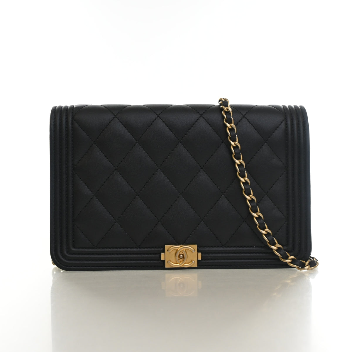 Pre-Owned Chanel Wallet On Chain Lambskin Boy WOC, front view