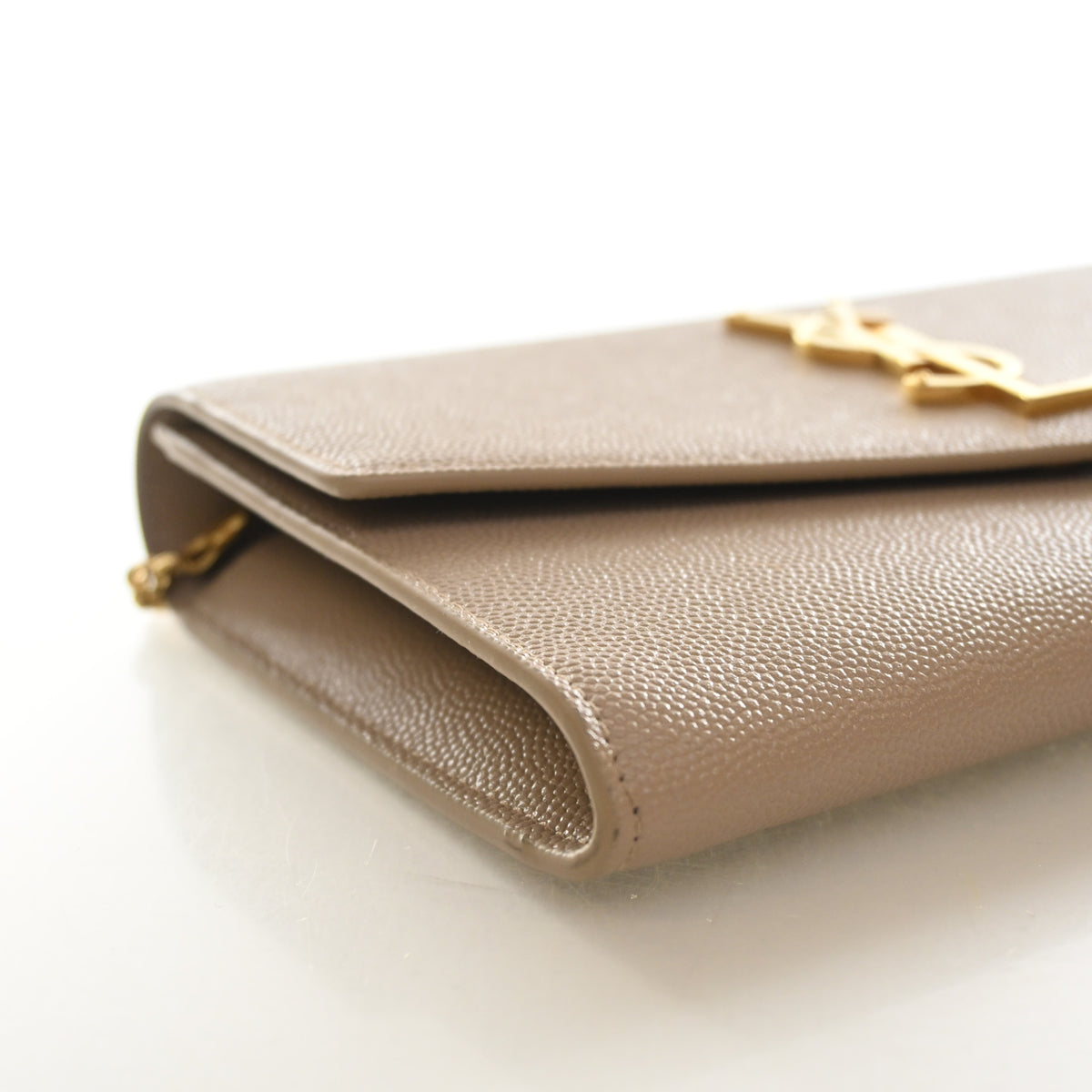 Pre-Owned Saint Laurent Chain Wallet Calfskin Uptown, side view