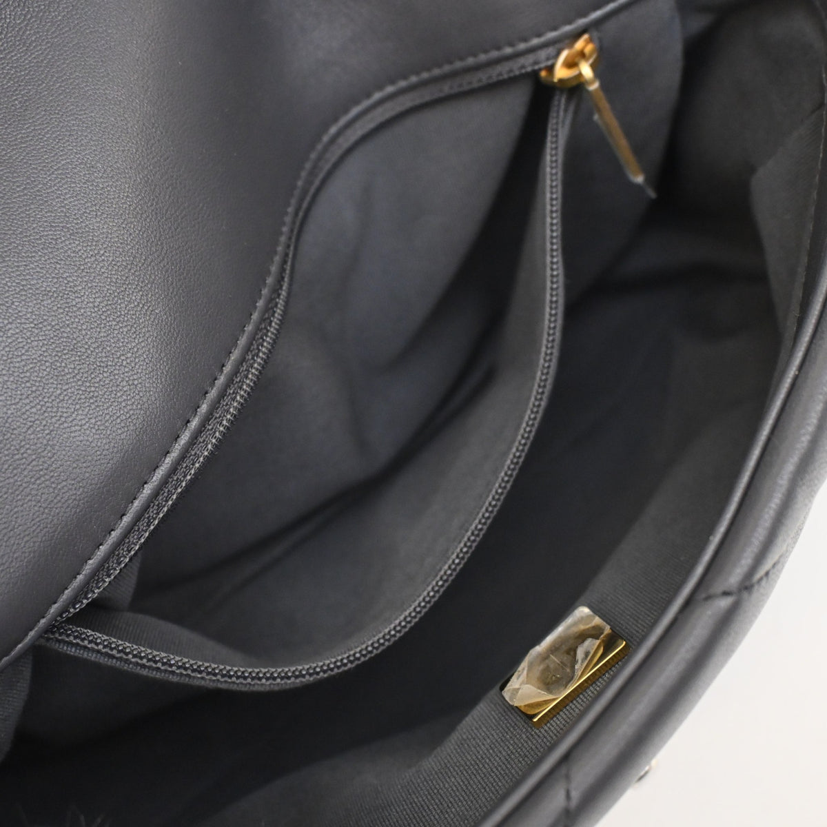 Chanel Medium Lambskin 19 Flap Bag, photo 12 of 15