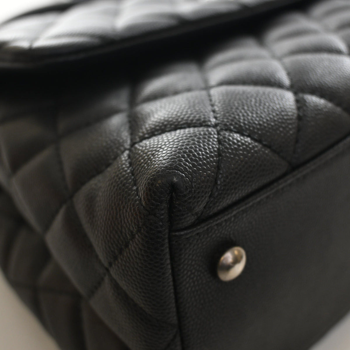 Chanel Medium Caviar Coco Handle Bag, photo 13 of 16