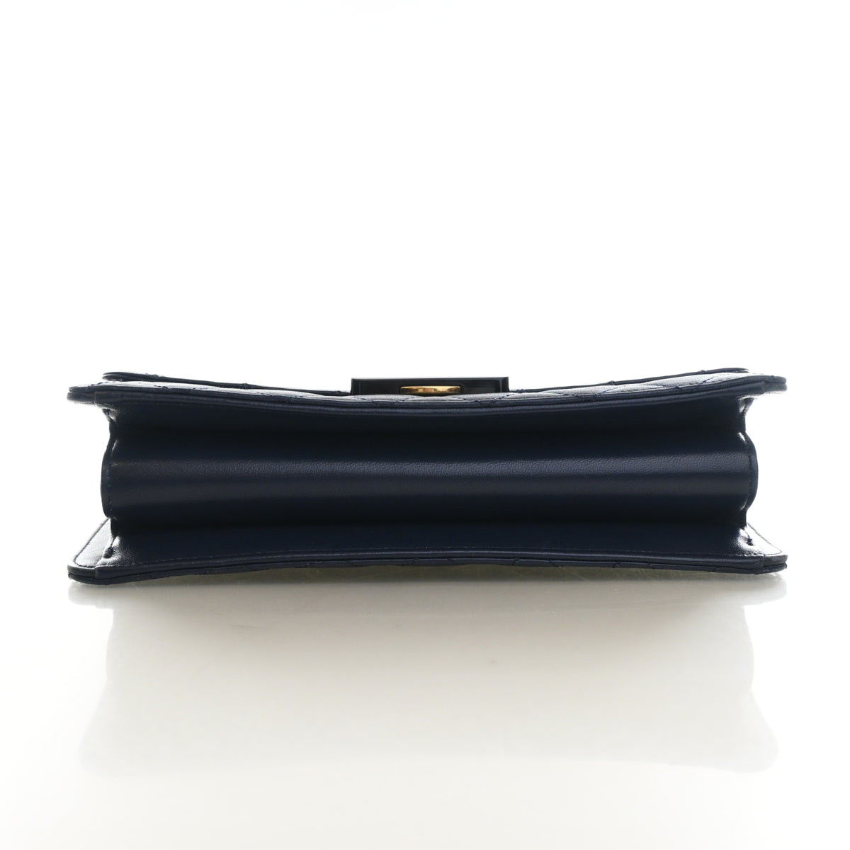 Pre-Owned Chanel Flap Bag Large Sheepskin Beauty Lock, side profile, photo 9 of 21