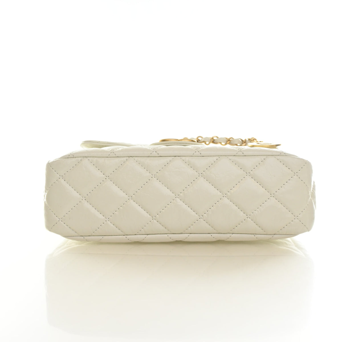 Pre-Owned Chanel Hobo Medium Crumpled Calfskin Wavy CC, base and feet view, photo 9 of 13