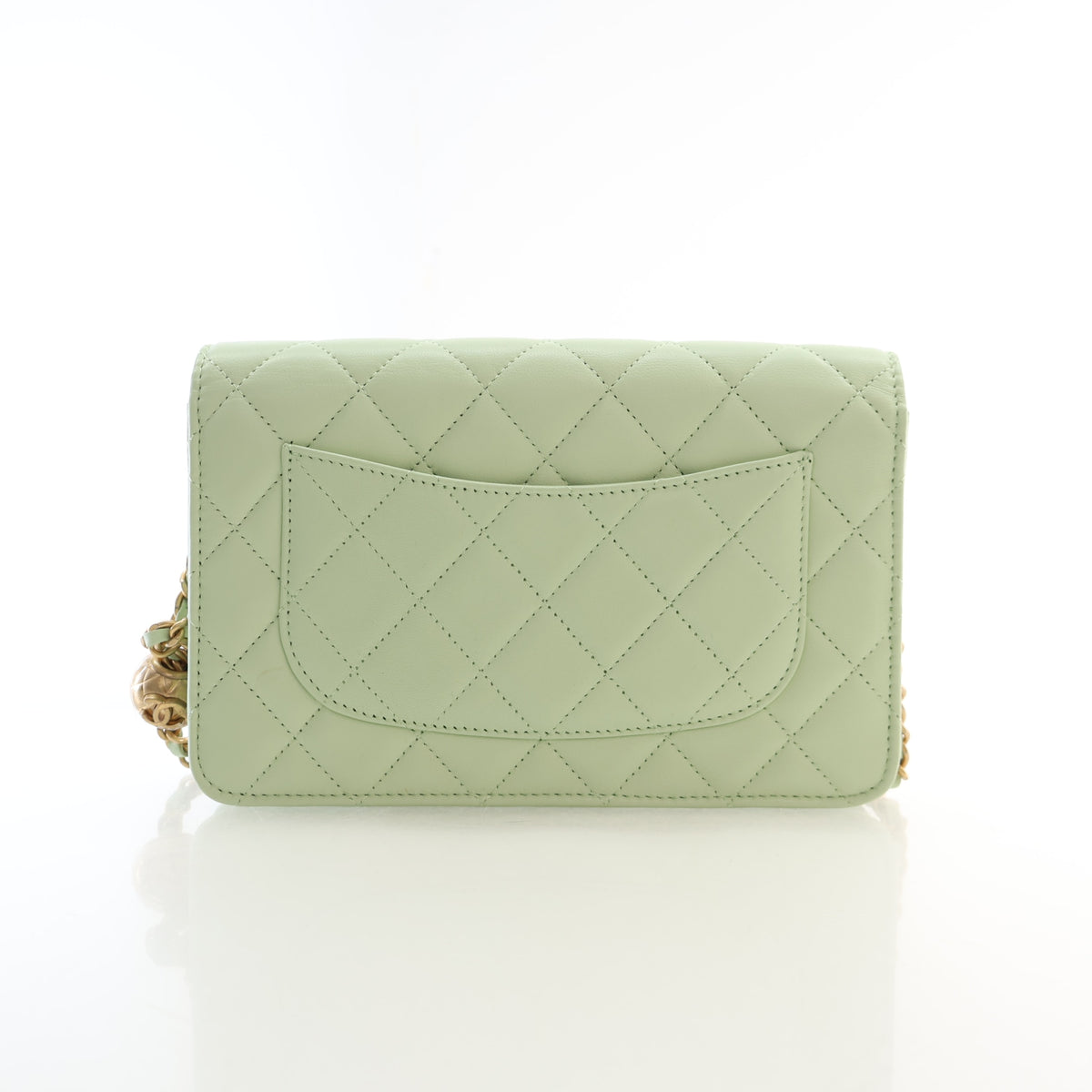Pre-Owned Chanel Wallet On Chain Lambskin Pearl Crush WOC, back view