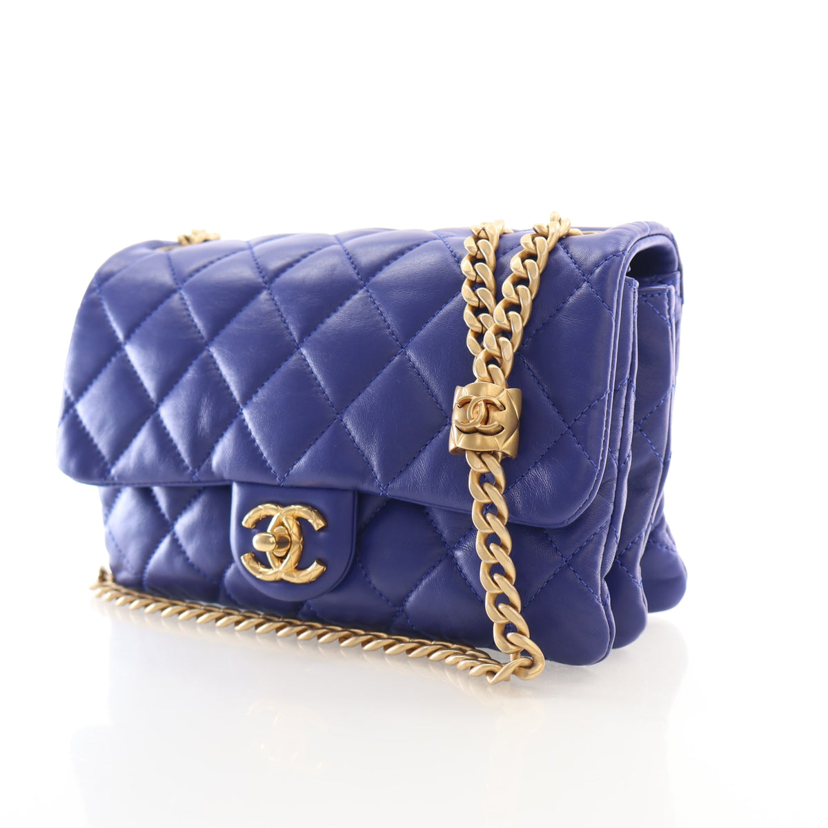 Pre-Owned Chanel Flap Bag Small Lambskin Pillow Crush, three-quarter view