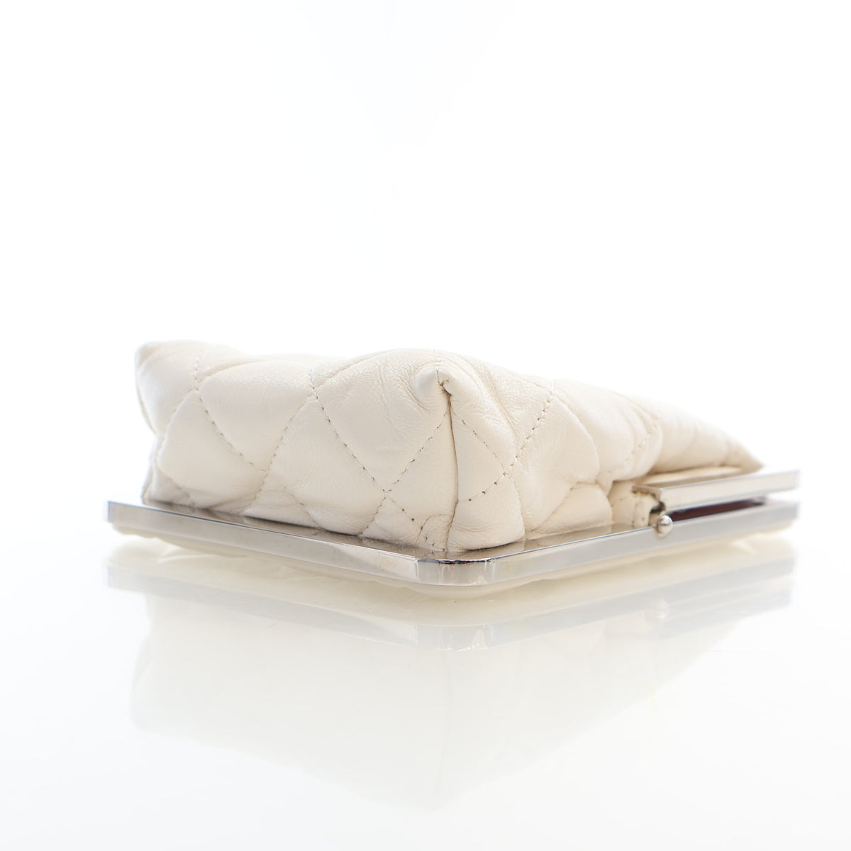 Chanel Small Crinkled Calfskin Acrylic CC Kiss-Lock Clutch With Chain, photo 7 of 17