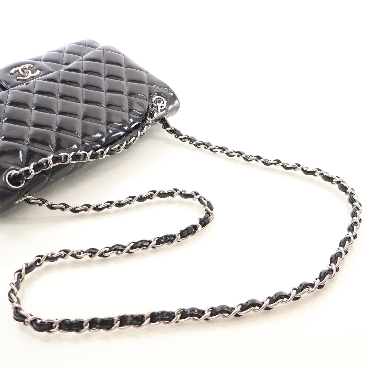 Pre-Owned Chanel Classic Double Flap Jumbo Patent Leather Bag, strap and chain detail