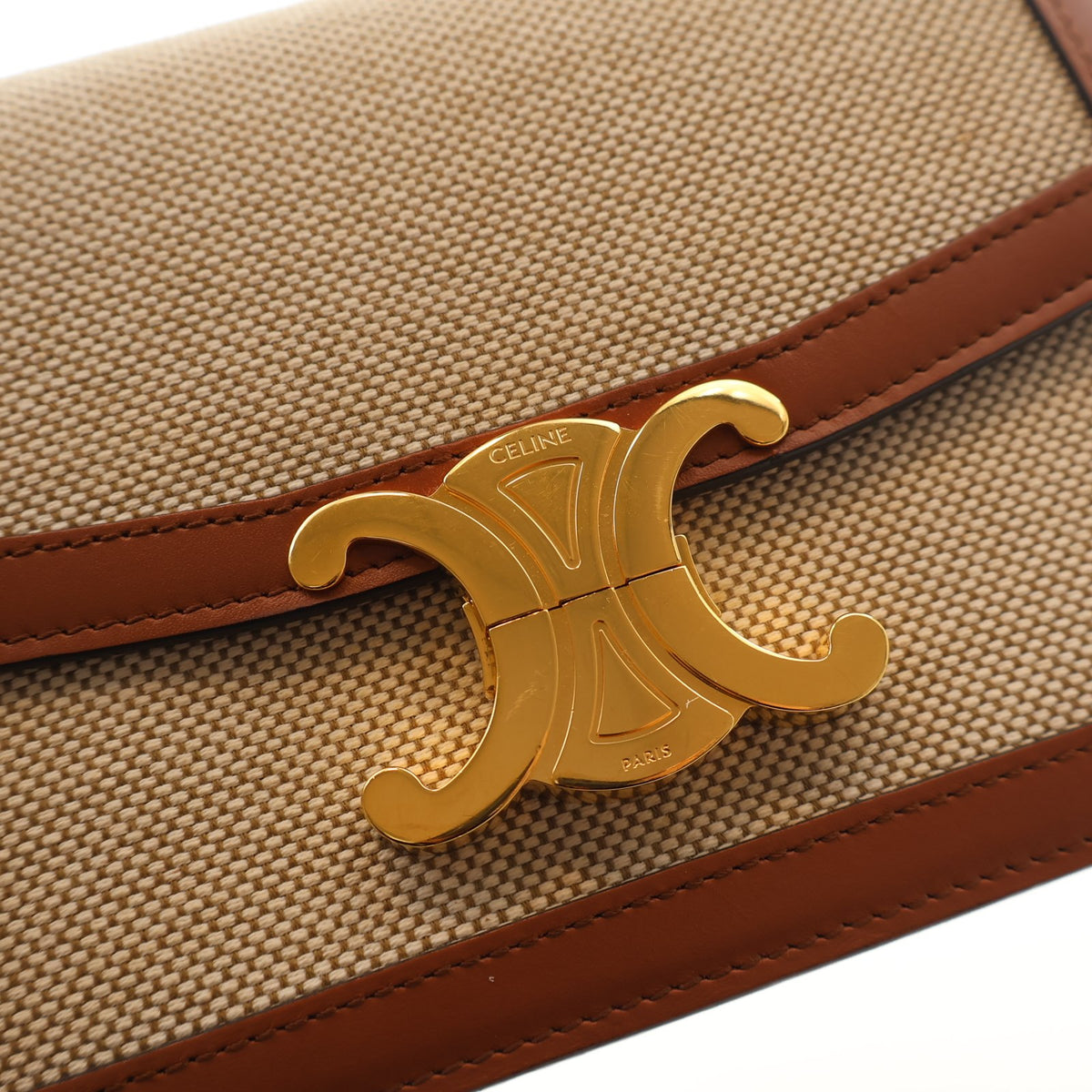 Pre-Owned Celine Flap Bag Teen Mixed Fibers Triomphe, gold hardware close-up