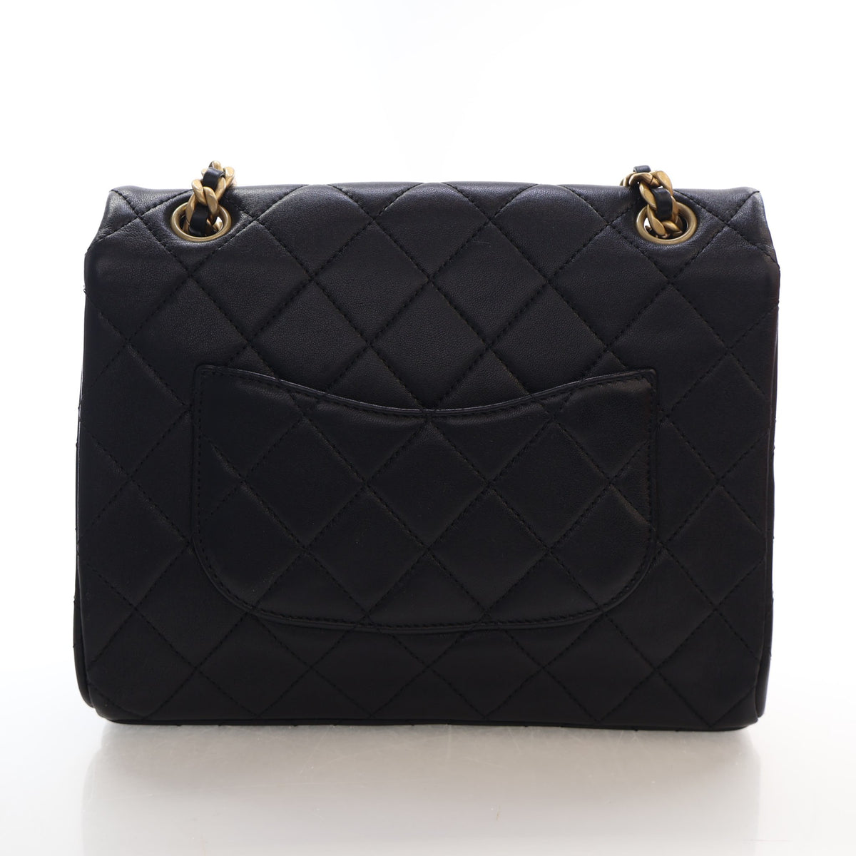 Pre-Owned Chanel Flap Bag Medium Lambskin Chain, back view, photo 12 of 17