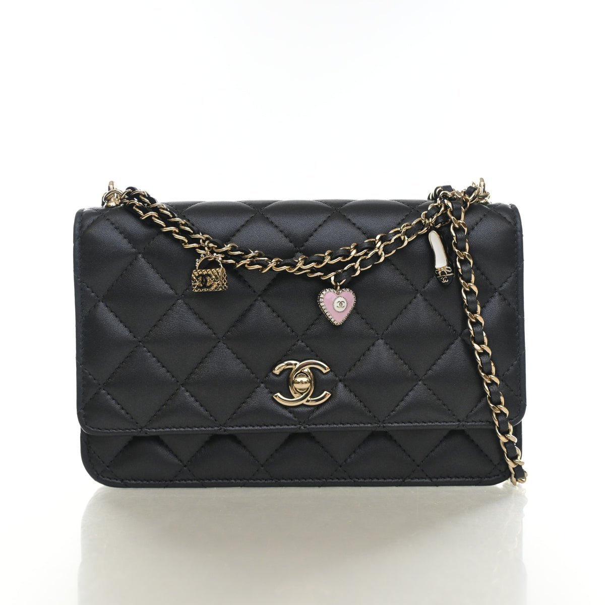 Pre-Owned Chanel Wallet On Chain Pearly Lambskin Charms WOC