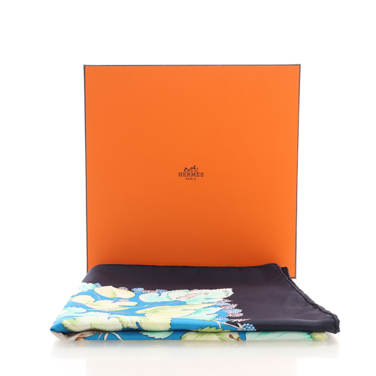 HERMES l'arbre de Soie Silk Scarf, photo 9 of 9