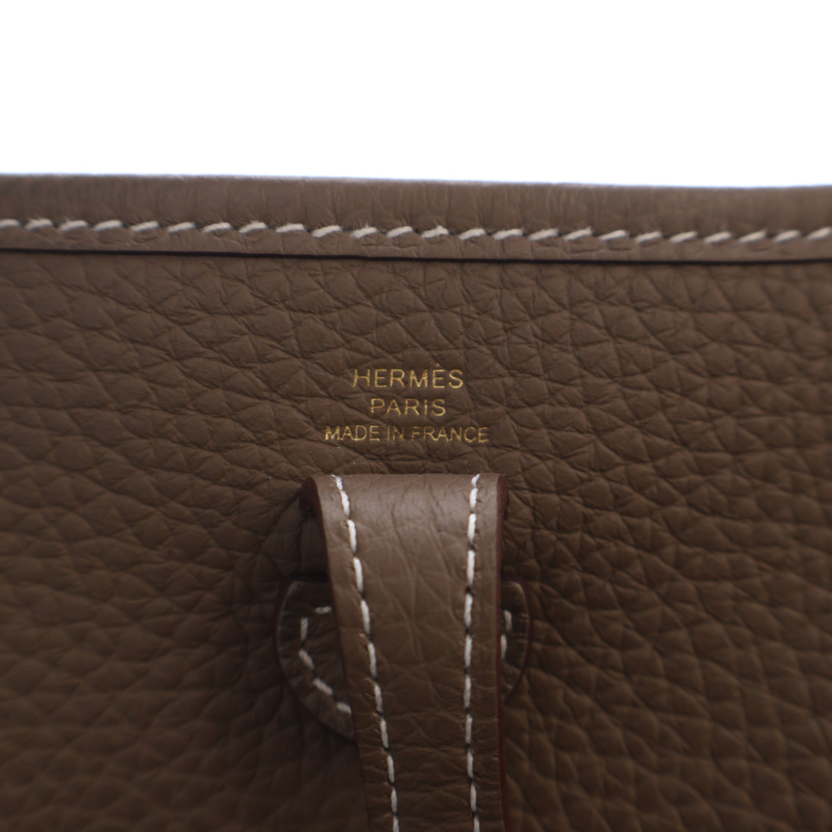 Pre-Owned Hermès Evelyne TPM Etoupe Clemence Leather 16, logo detail