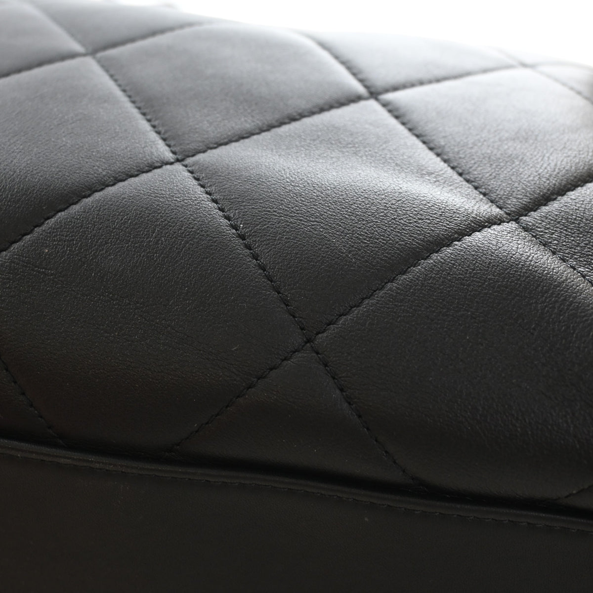Pre-Owned Chanel Maxi Calfskin Travel Bowling Bag, corner and edge detail