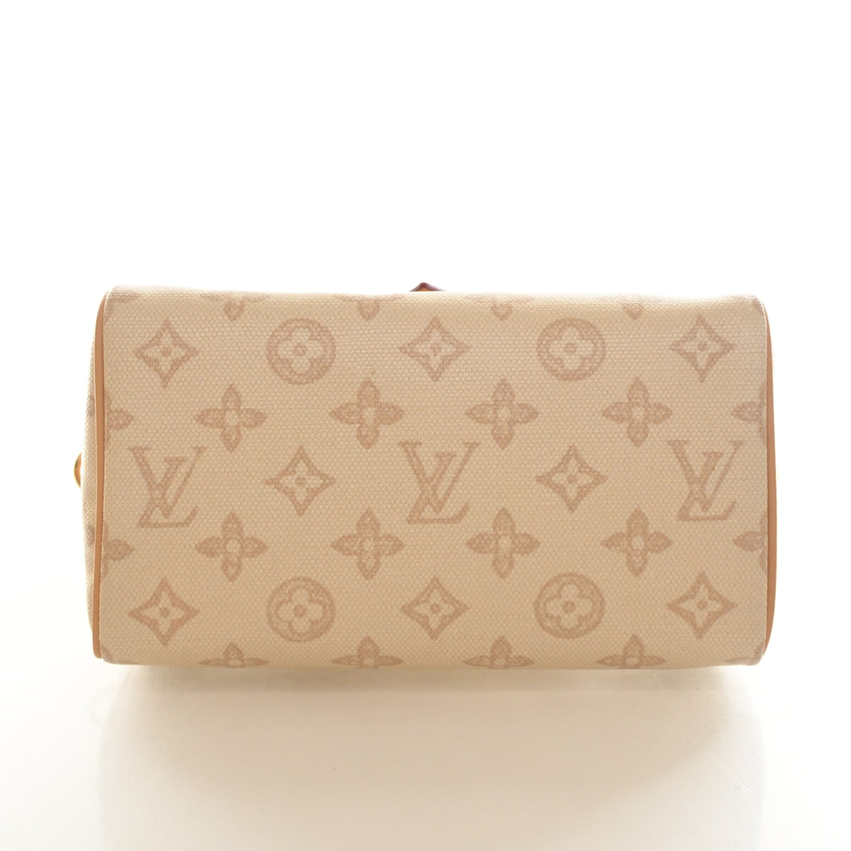 Pre-Owned Louis Vuitton Speedy Bandouliere 20 Monogram Origine, base and feet view, photo 8 of 13