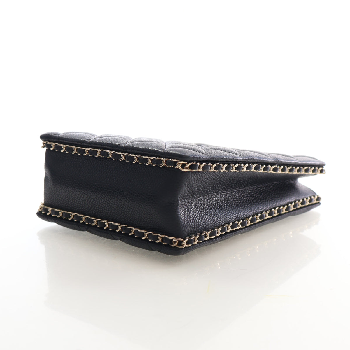 Pre-Owned Chanel Clutch Small Caviar Leather Evening Box On Chain, side profile