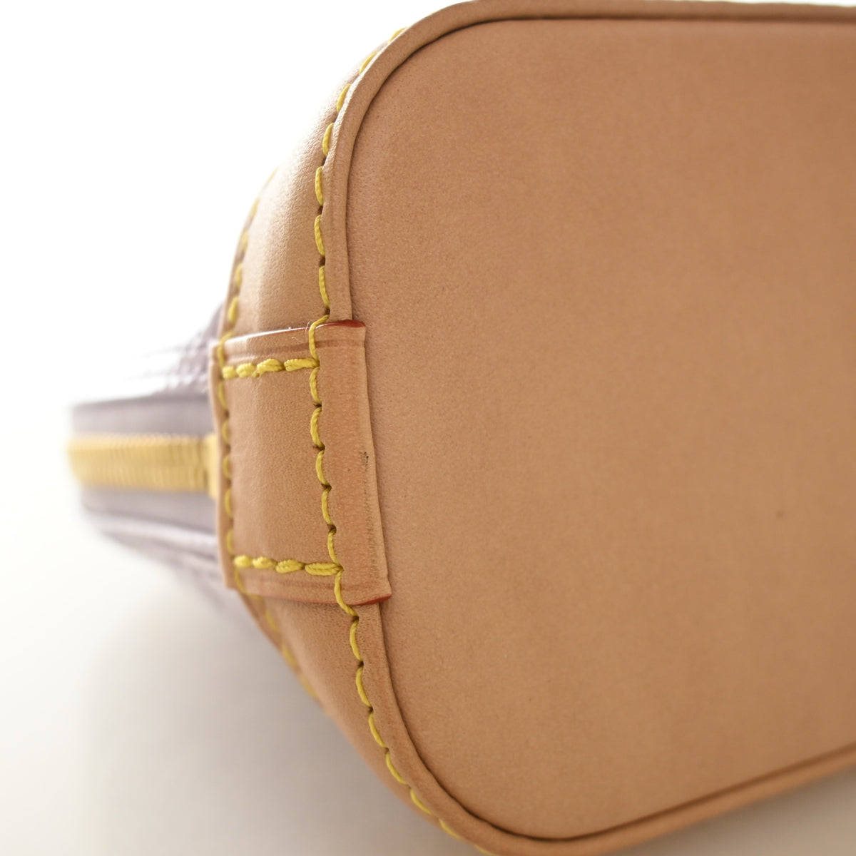 Pre-Owned Louis Vuitton Alma Nano Monogram Vernis, base and feet view, photo 12 of 15