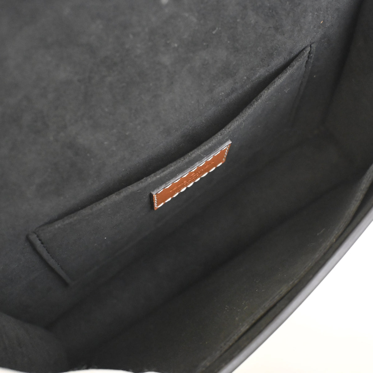 Pre-Owned Louis Vuitton Monogram Sac Biface, open interior with lining