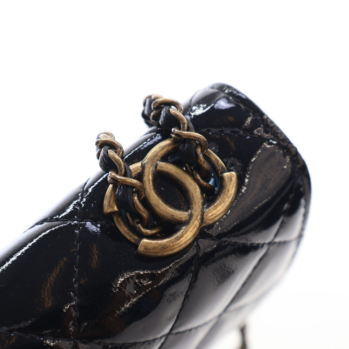 Chanel Patent Wallet on Chain Pouch, photo 5 of 19