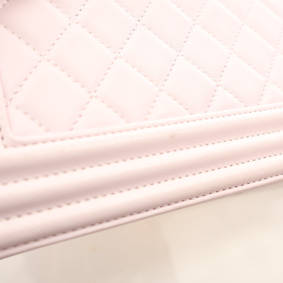 Chanel Medium Lambskin Boy Bag, photo 18 of 19