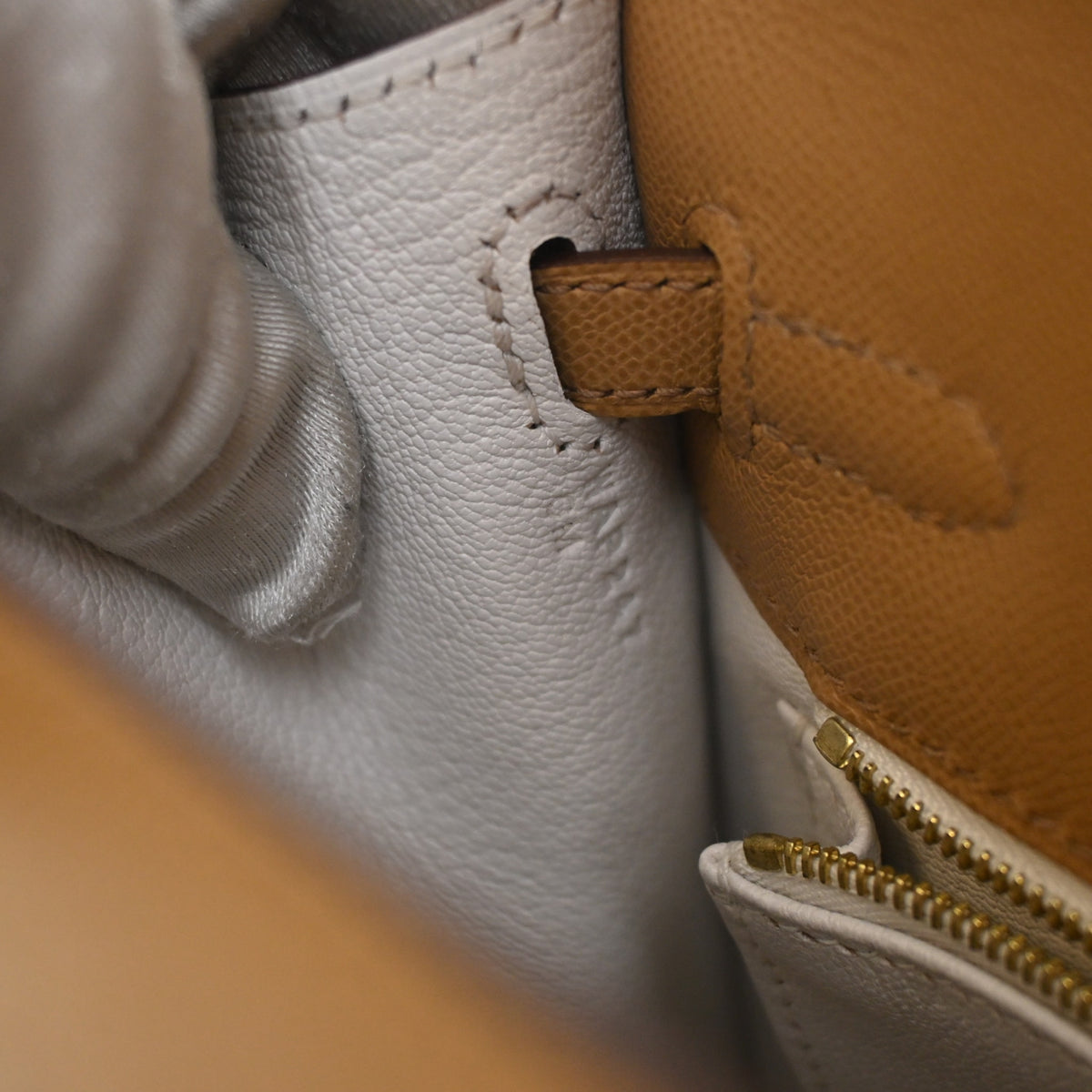 Hermes Biscuit Veau Madame Verso Kelly 25, photo 15 of 17