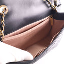 Chanel Medium Caviar Filigr...