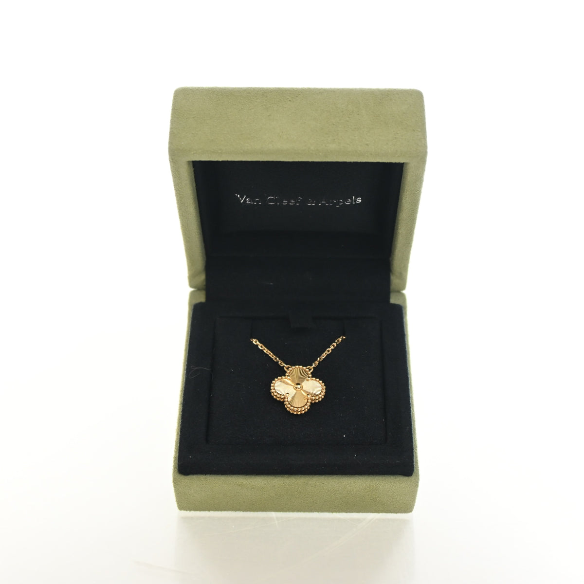 Van Cleef & Arpels Guilloche Vintage Alhambra Pendant, photo 1 of 7