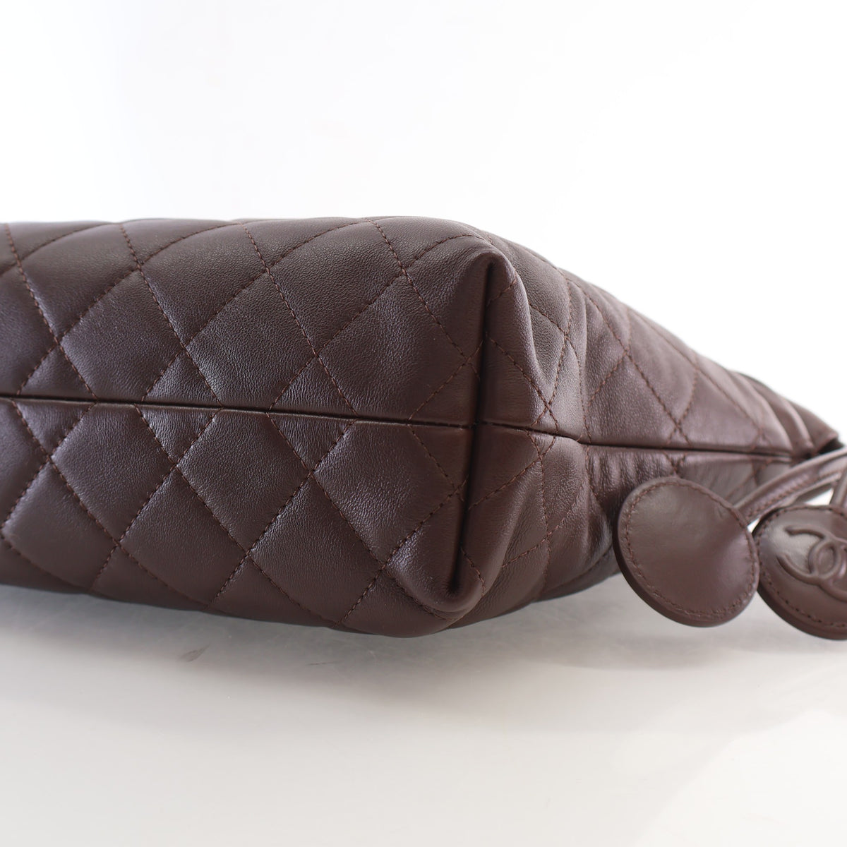 Chanel Lambskin Drawstring Clutch With Strap, photo 8 of 15