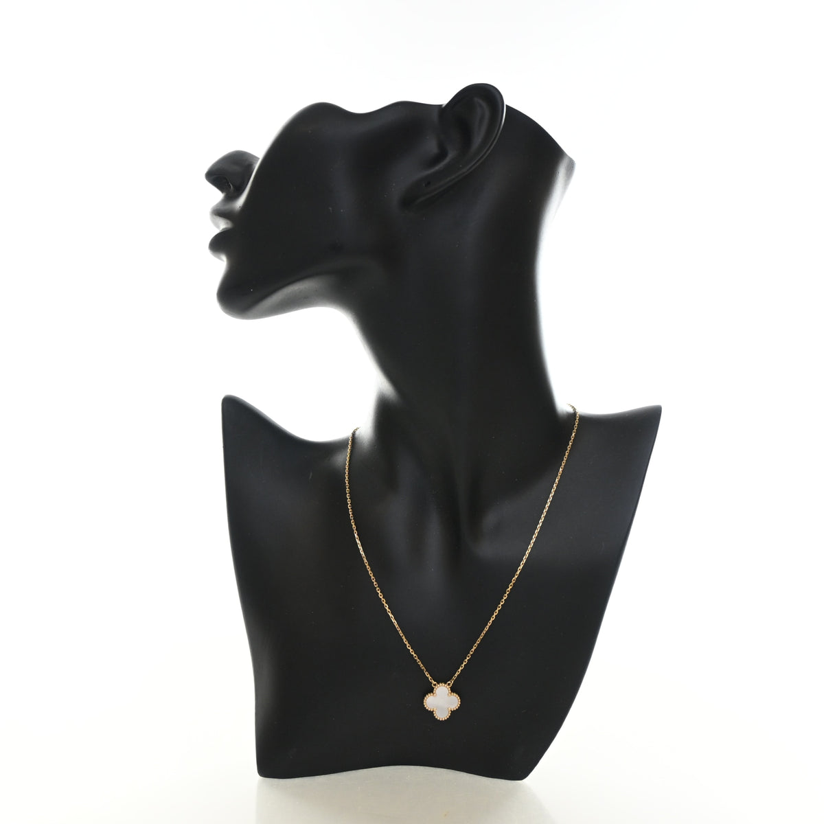 Van Cleef & Arpels Mother Of Pearl Vintage Alhambra Pendant, photo 1 of 11