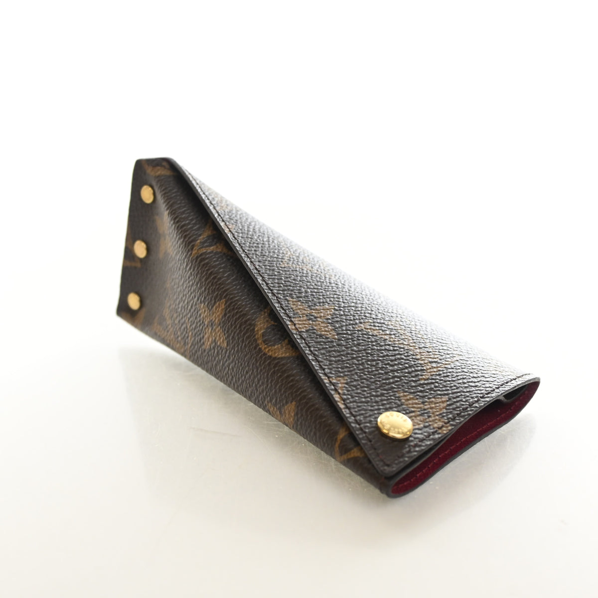 Pre-Owned Louis Vuitton Monogram Berlingo Key Pouch, base and feet view